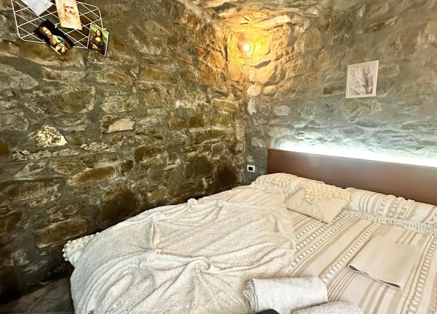 La Grotta Di Leonardo A Vinci Hotel Quarrata